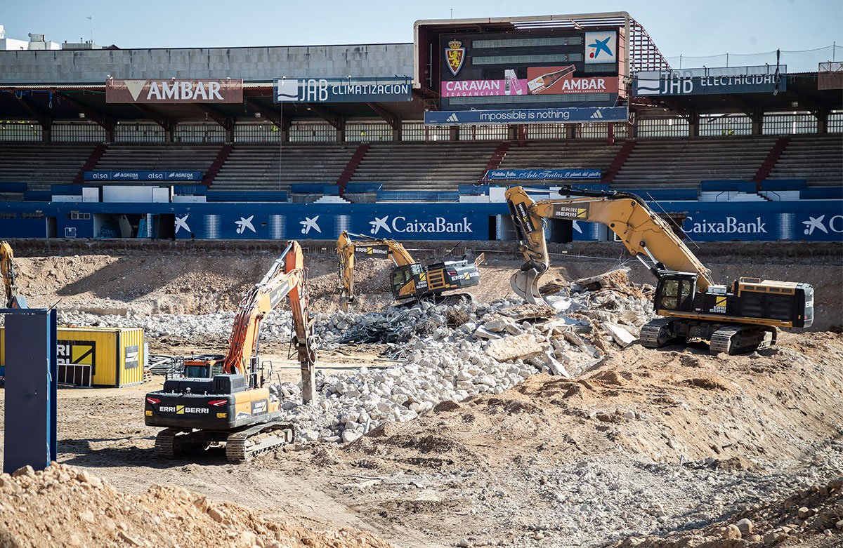 Obras de derribo del viejo estadio de La Romareda. CIERZO VISUAL